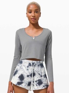 Lululemon Cropped Long-Sleeve